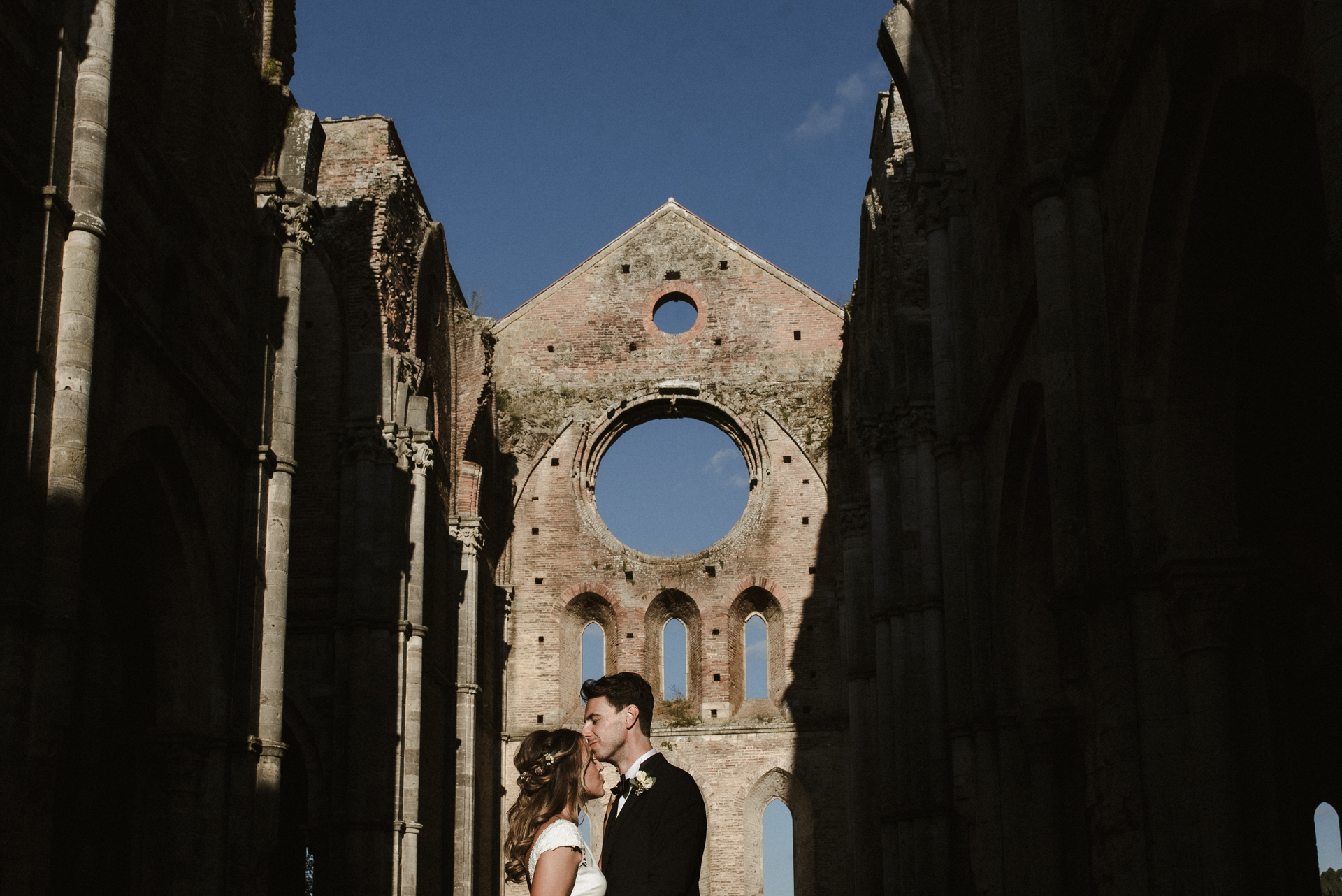 Matrimonio all'Abbazia di San Galgano Marco Vegni Fotografo