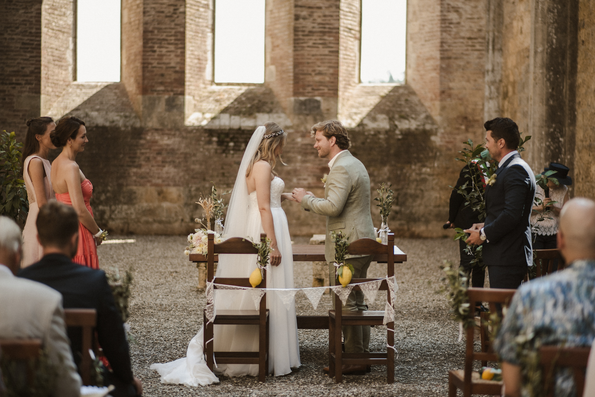 Matrimonio a San Galgano e Crete Senesi Fotografo Marco Vegni